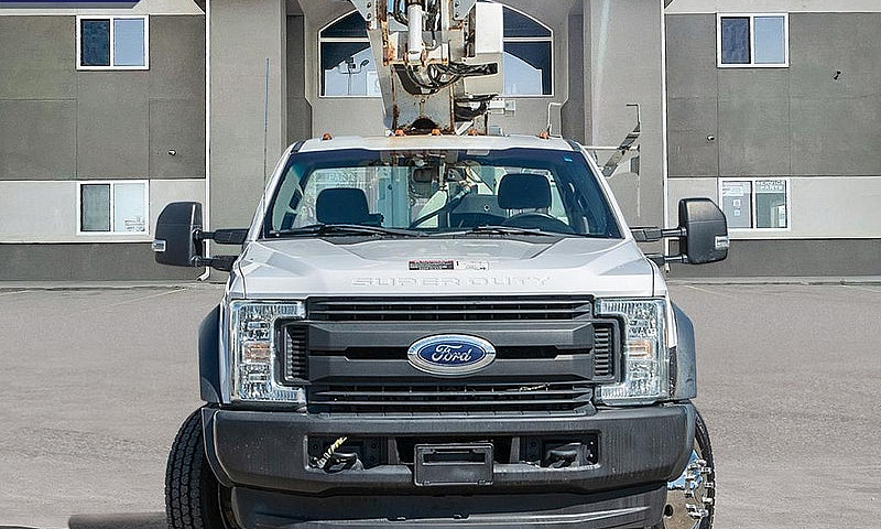2017 Ford F-550 Chas...