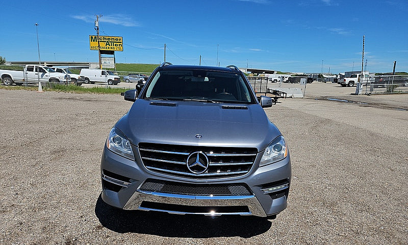 2012 Mercedes-Benz M...