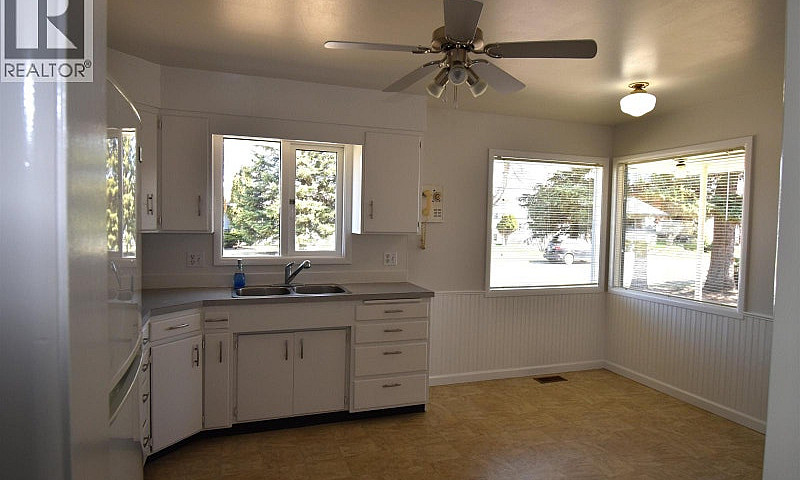 4145 Alfred Avenue S...