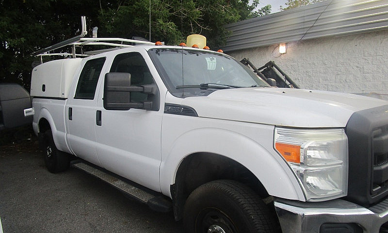 Ford F-250 4Wd Crew ...