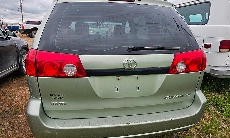 2006 Toyota Sienna C...