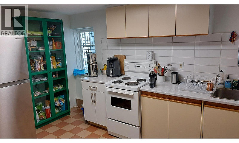 1951 Napier Street V...