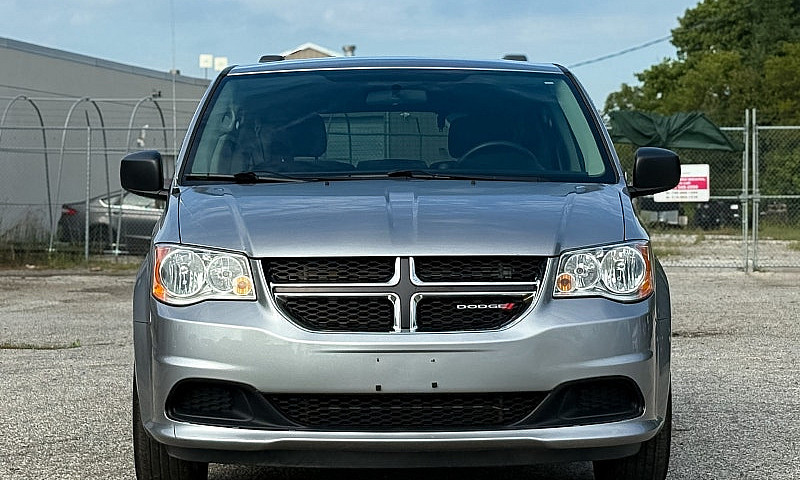 2017 Dodge Grand Car...