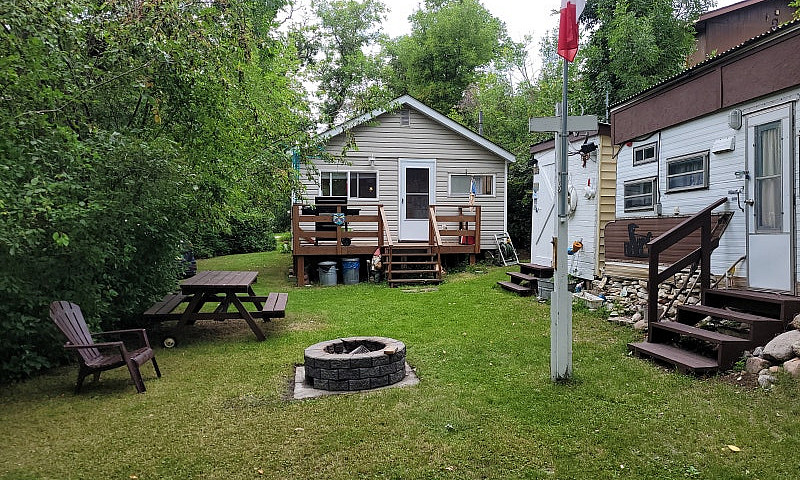 Well Maintained Cott...