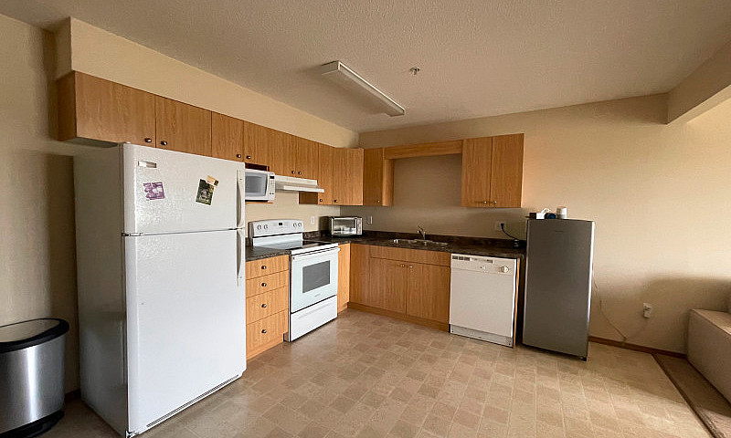 3Rd Floor Condo In C...