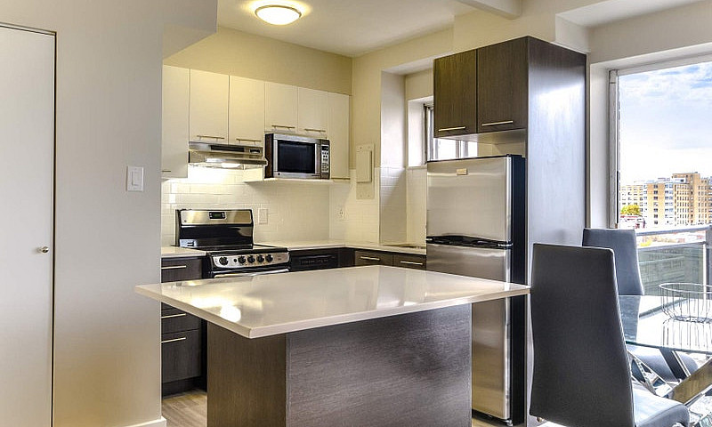 Montreal 1 Bedroom A...