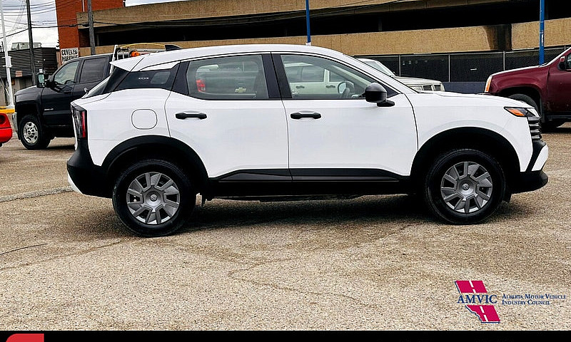 2026 Nissan Kicks S...