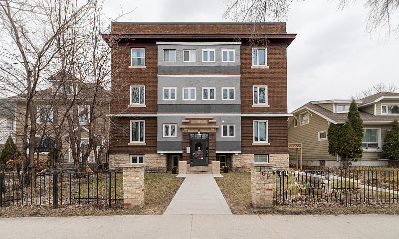 Condo For Sale #11-1...