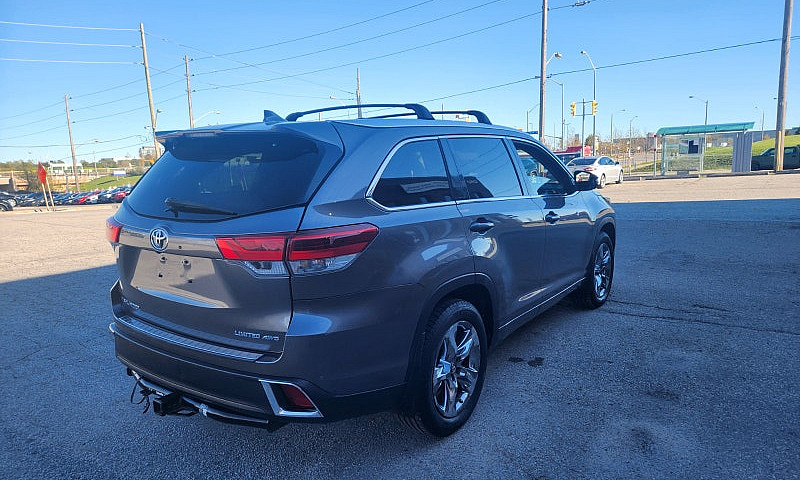 2017 Toyota Highland...