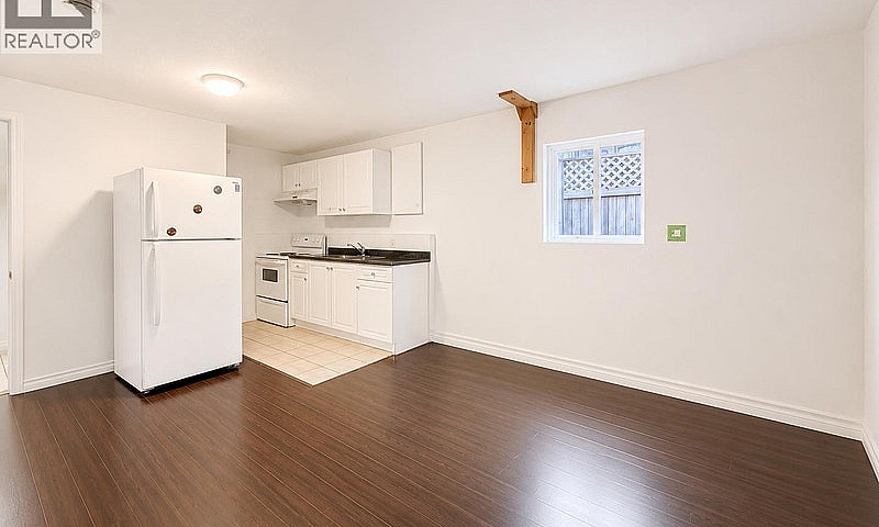 2Br 5838 Kerr Street...