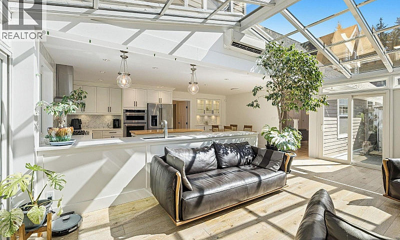29 3295 Sunnyside Ro...