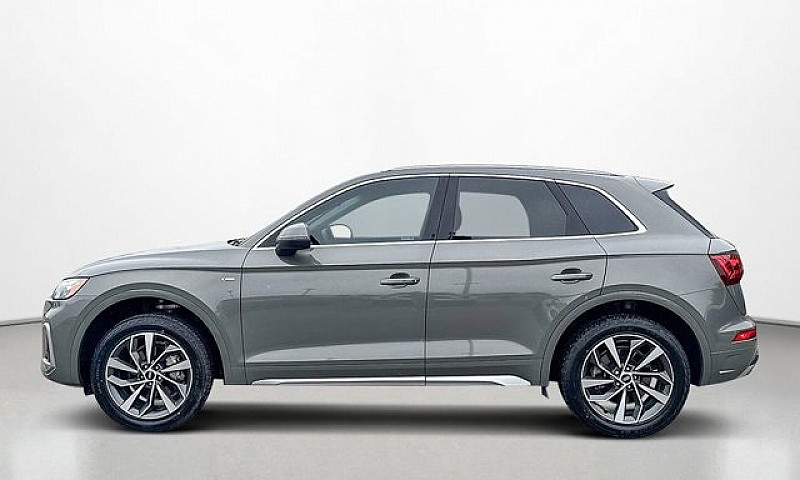 2023 Audi Q5 Progres...