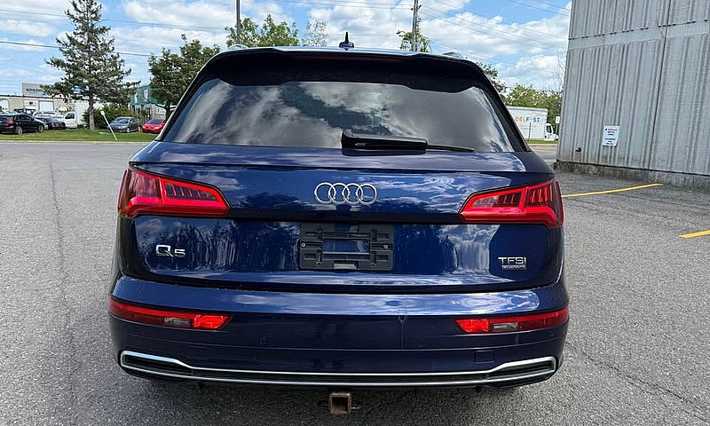 2018 Audi Q5 S- Line...