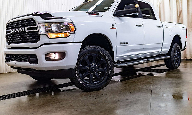 2022 Ram 2500 4X4 Cr...