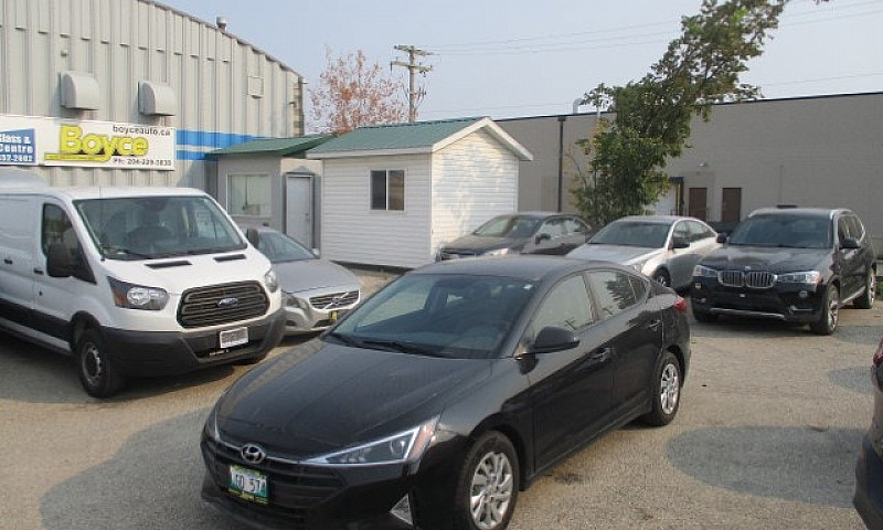 2020 Hyundai Elantra...