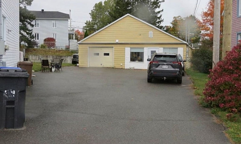 $350,000 - 2 Storey ...