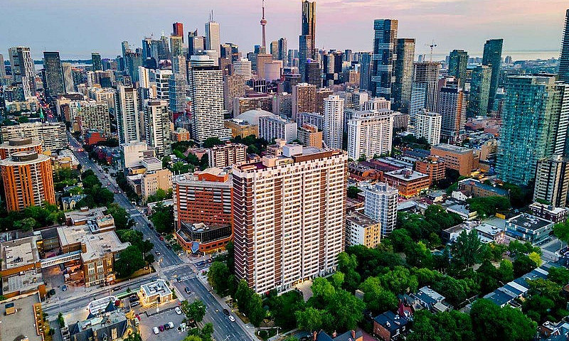 Wellesley Apartments...