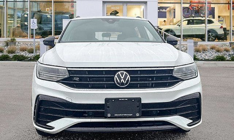 2022 Volkswagen Tigu...