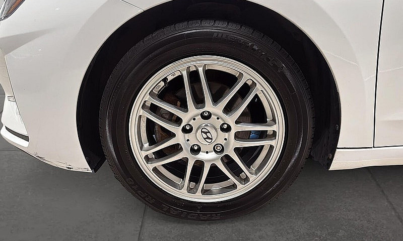 2019 Hyundai Elantra...