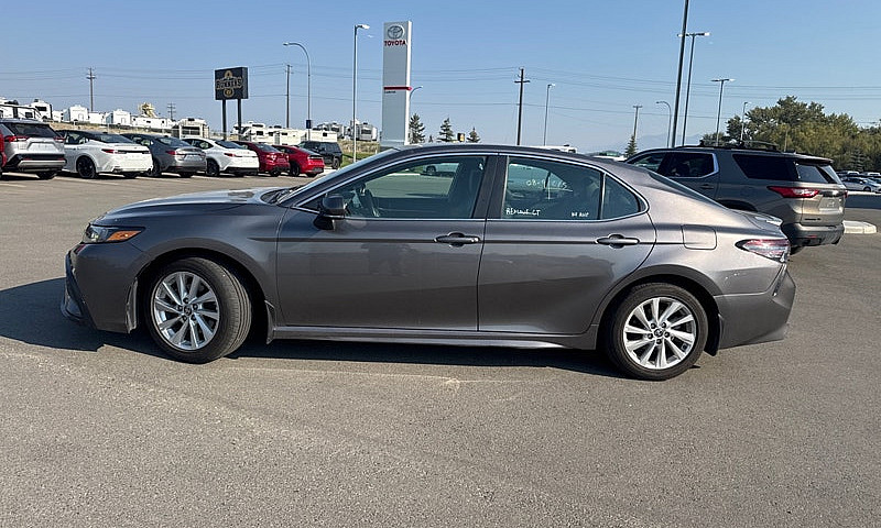 2023 Toyota Camry Se...