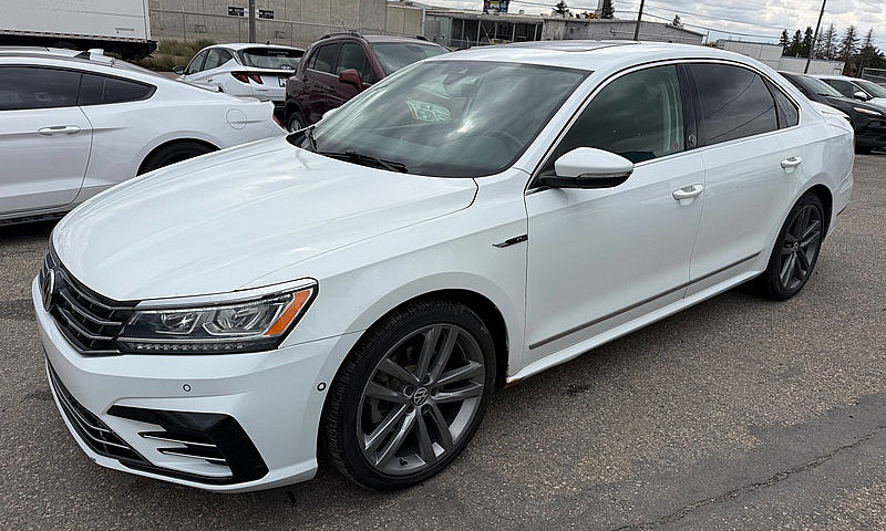 2019 Volkswagen Pass...