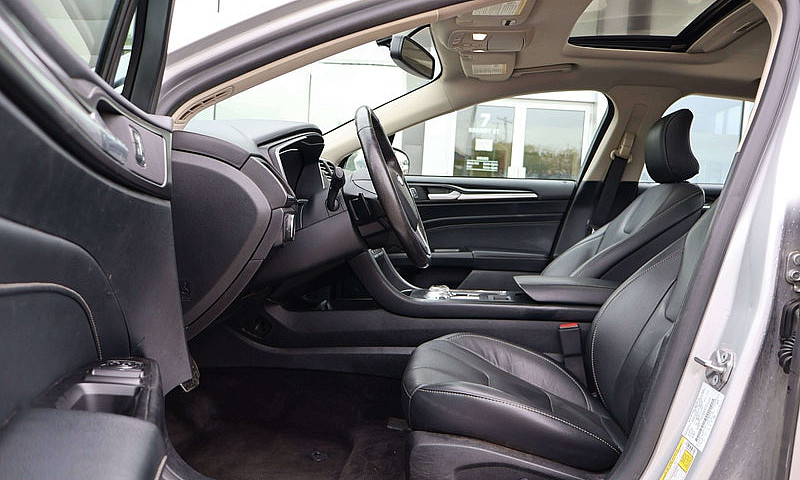 2017 Ford Fusion Tit...