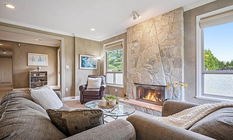 11390 Northview Cres...