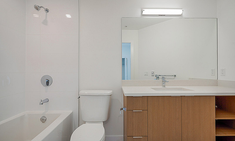 2 Bed 2 Bath In Surr...
