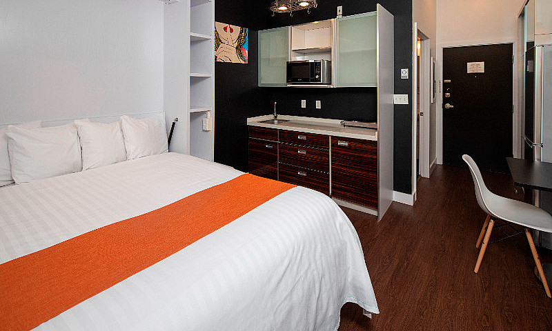 Fully Furnished Stud...