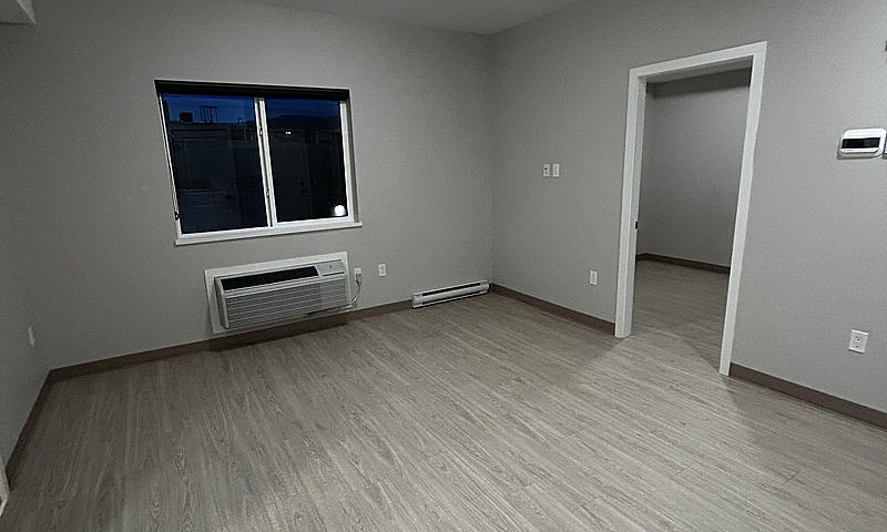 One Bedroom Apartmen...