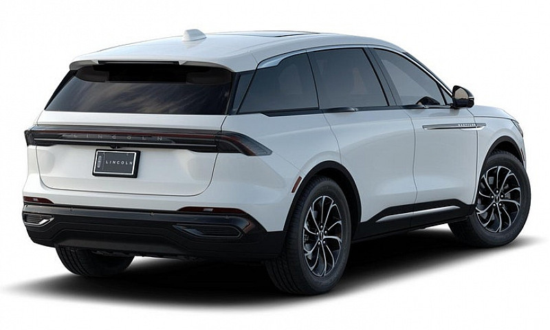 2026 Lincoln Nautilu...