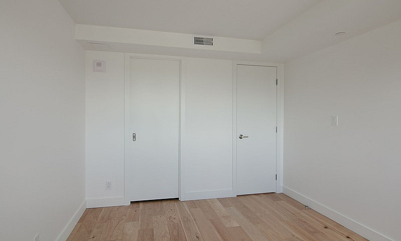 One Bedroom Apartmen...