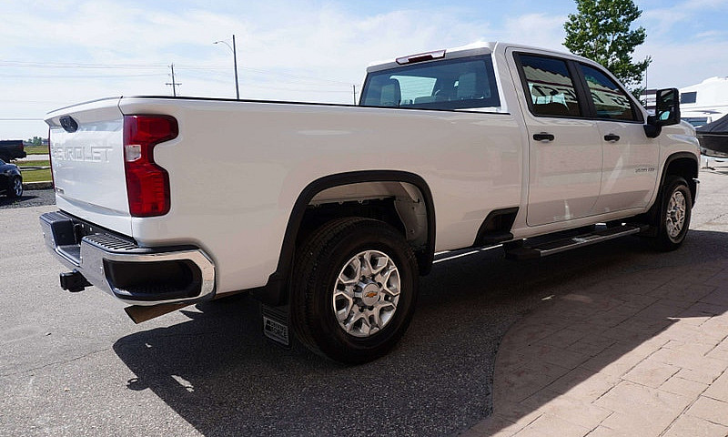 2025 Chevrolet Silve...