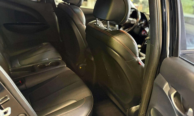 2019 Hyundai Veloste...