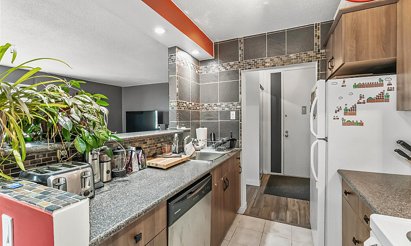 Condo For Sale 502-2...