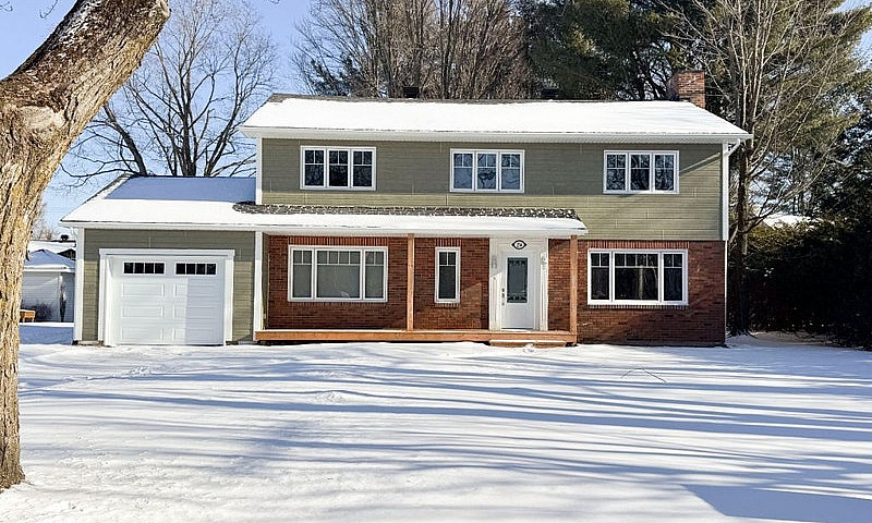 $660,000 - 2 Storey ...