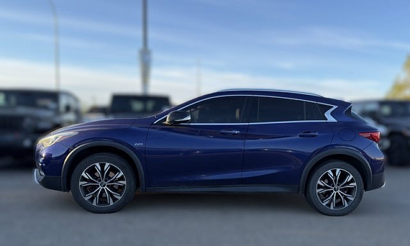 2017 Infiniti Qx30...