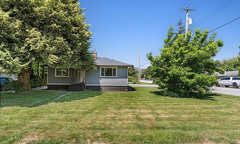 46591 Portage Avenue...