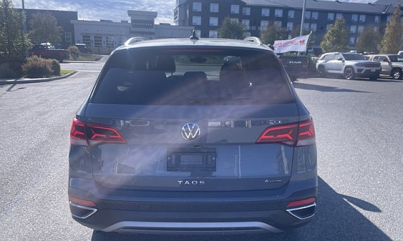 2024 Volkswagen Taos...