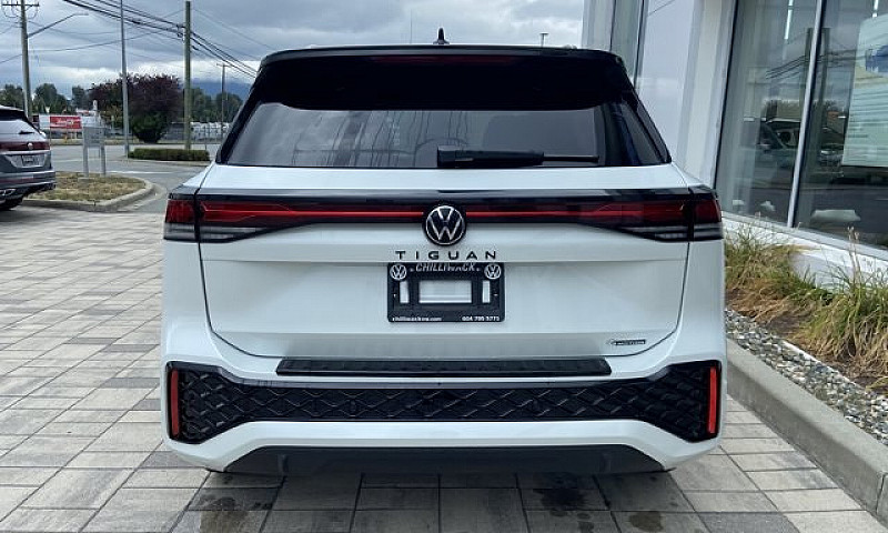 2026 Volkswagen Tigu...