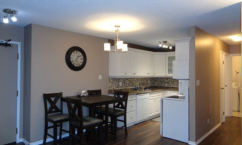 Fully Furnished 2 Be...