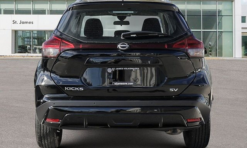 2024 Nissan Kicks Sv...