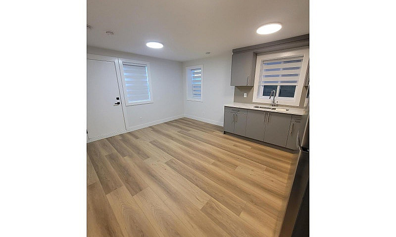 7530 205A Street Lan...