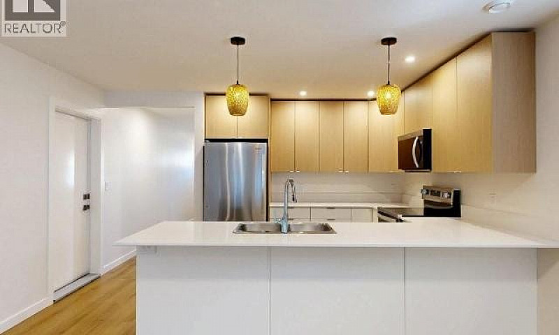 7172 Edgehill Cresce...