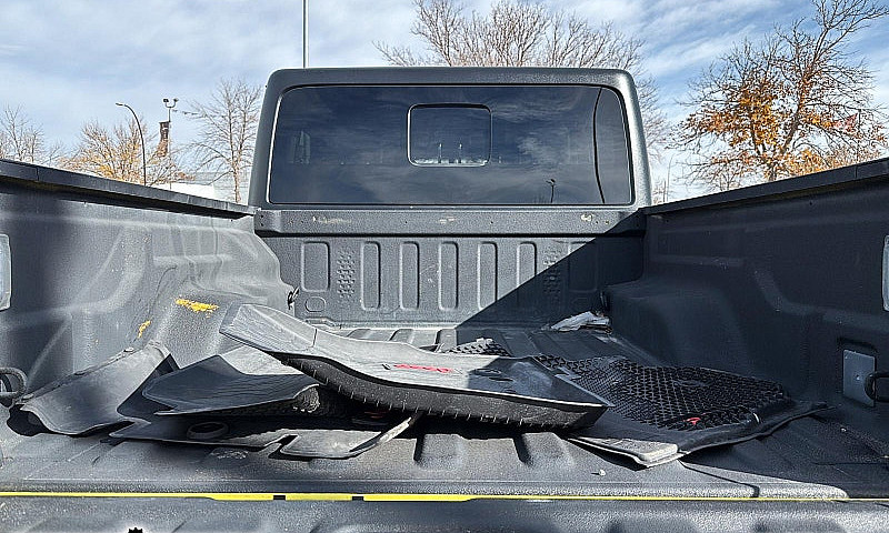2023 Jeep Gladiator ...