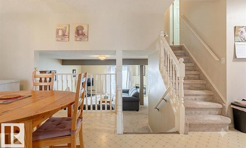 3 Bed Townhouse Clos...