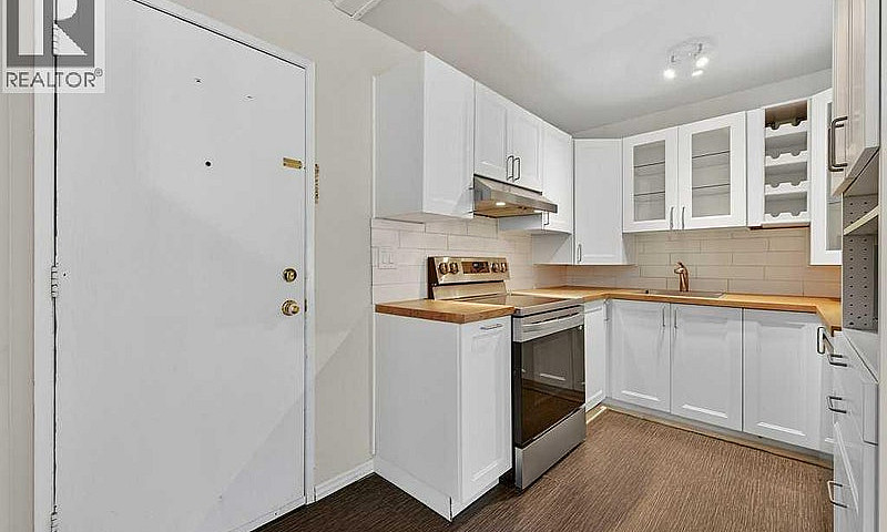 202A, 5601 Dalton Dr...