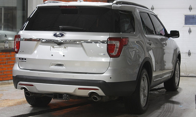 2016 Ford Explorer X...