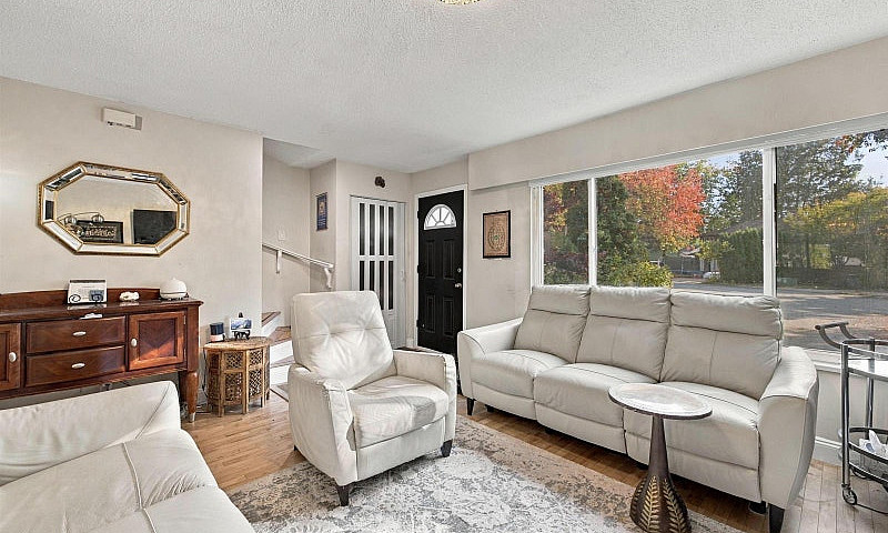 6284 Morgan Place Su...