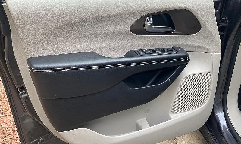 2021 Chrysler Grand ...